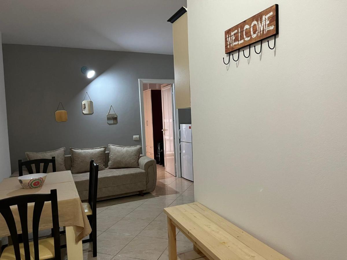 Apartamento Lungomare Vlore Con Garage Privato 2 Exterior foto