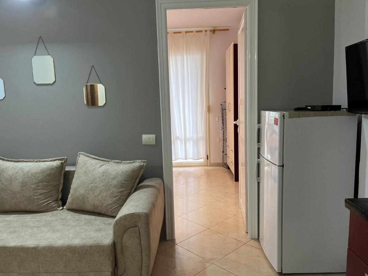 Apartamento Lungomare Vlore Con Garage Privato 2 Exterior foto