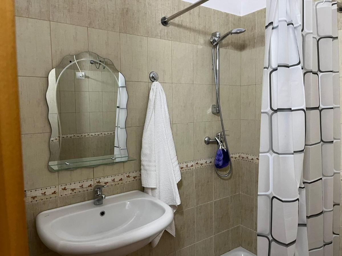 Apartamento Lungomare Vlore Con Garage Privato 2 Exterior foto